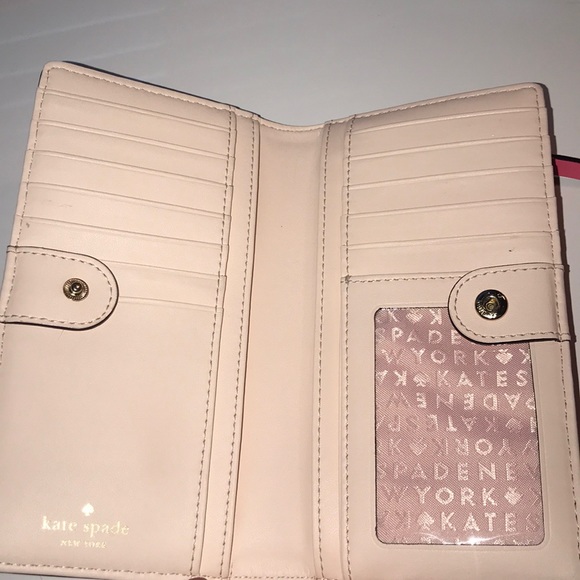 Wallet - Picture 2 of 3